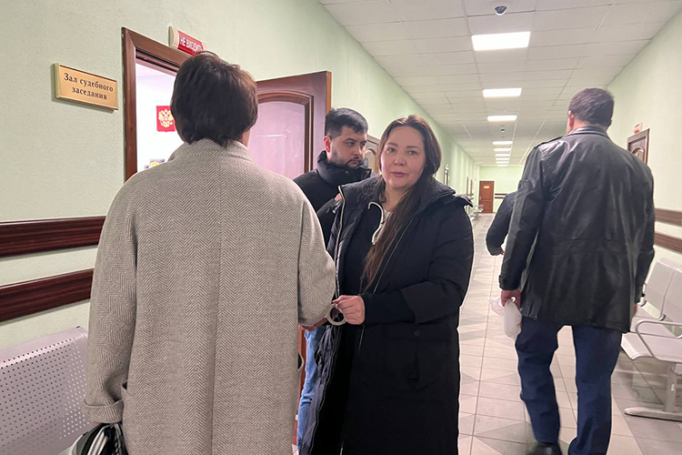 Задержали и заместителя директора «Фемиды-К» и ее давнюю подругу Вилену Чикизову. Обе женщины вину не признают и заявляют, что их оговорили преподаватели