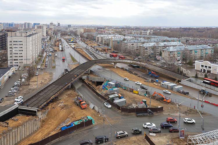К ноябрю город получит вылетную 6-полосную магистраль не только для текущего, но и будущего транспортного потока проекта «Большой Зеленодольск», рассчитанного на 182 тыс. жителей