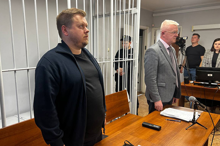 Адвокаты Камаева: Станислав Хораськин (слева) и Евгений Котов