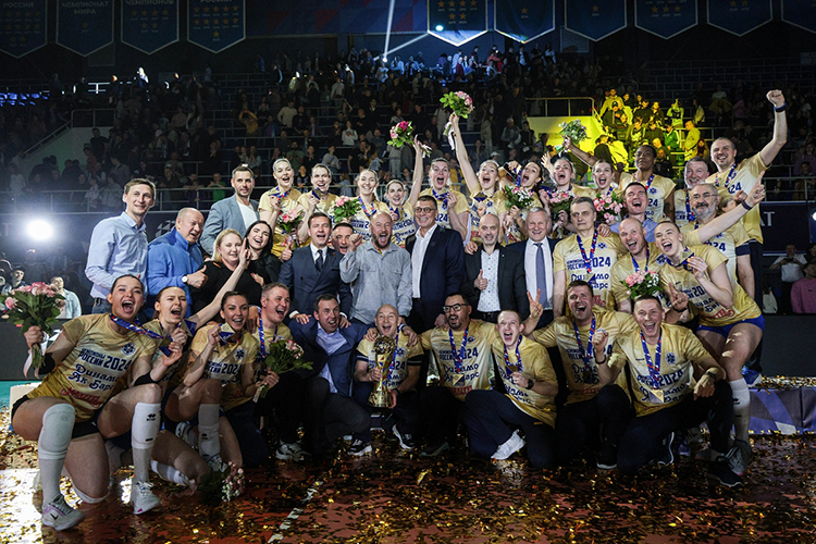 Четыре года спустя Казань снова лучшая в женском волейболе
