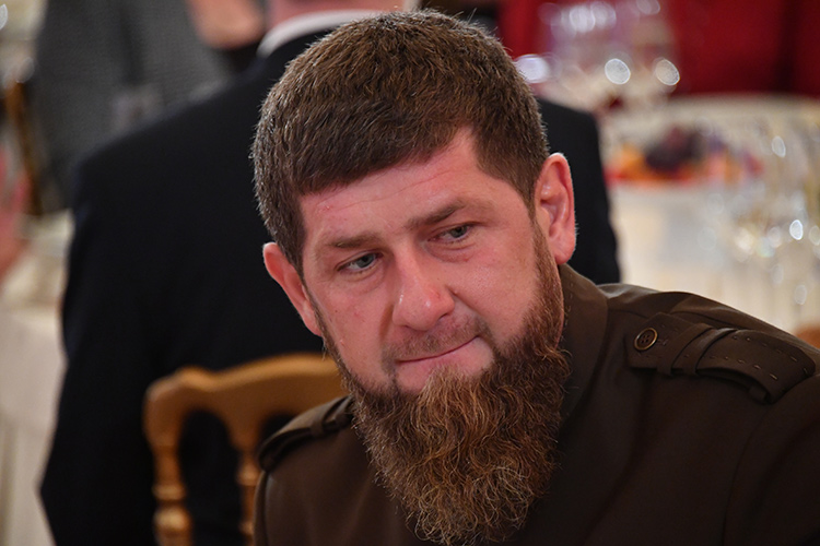 Рамзан Кадыров: «Мы на Украине закончим и пойдем в те страны, где оскорбляли и оскорбляют священный Коран. И они должны знать, что если там сейчас нет таких верующих людей, то у нас здесь они есть»