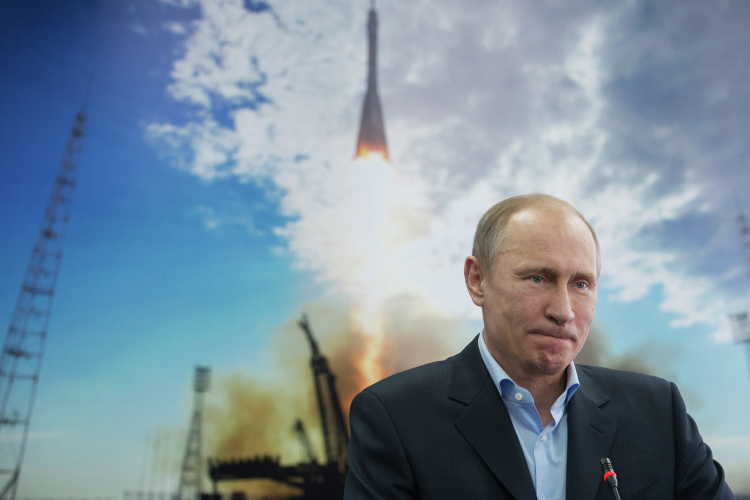 «Назревает прямое вмешательство НАТО»: Путин заносит над Украиной «ядерную дубину»?