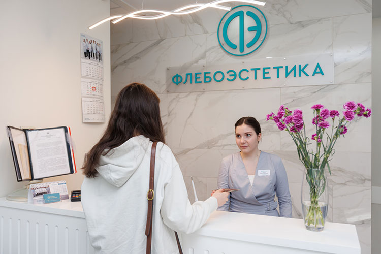 «В 2010 я первым в Татарстане провел ЭВЛК, а сейчас нашей клинике „ФлебоЭстетика“ мы выполняем их ежедневно»