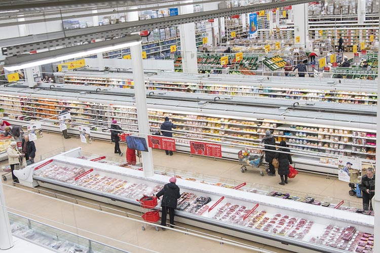 Для выживания гипермаркеты сегодня также стараются развивать омниканальный бизнес