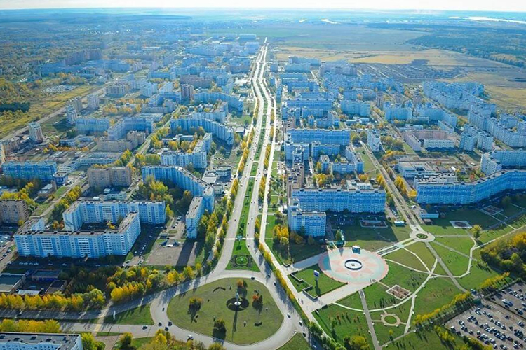 «Нижнекамск — это город возможностей, потенциал которого не раскрыт до конца. Надо отдать должное руководителям, которые когда-то приняли решение построить город, понимая, что за нефтехимией будущее»