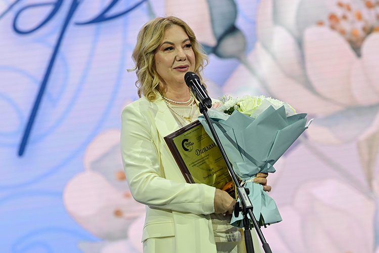 «Хедлайнером» премии стала номинация «Врач года — 2024», победу одержала Зульфия Ким