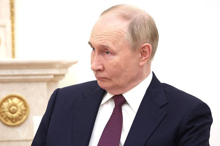Владимир Путин: «Необходимо не перемирие или пауза для довооружения киевского режима, Москва выступает за полное и окончательное завершение конфликта»