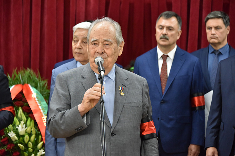 Минтимер Шаймиев на церемонии прощания с Мостюковым