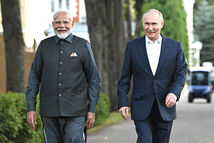  Такого теплого приема, как индийскому премьеру, Путин в последнее время, кажется, не оказывал ни одному из мировых лидеров 