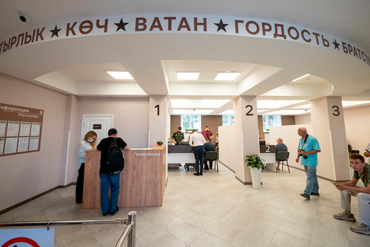 Повышенные единовременные выплаты заключающим контракт будут действовать в Татарстане до 31 июля