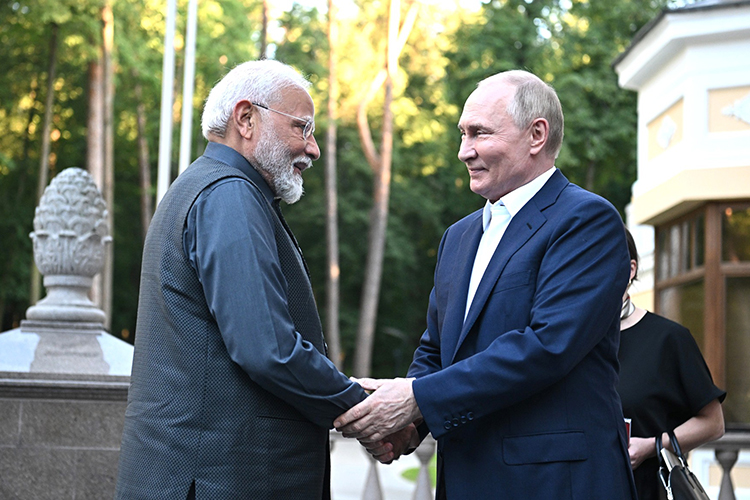 «С геополитической точки зрения Индия сегодня ближе всего к России. С Китаем противоречия на границе»