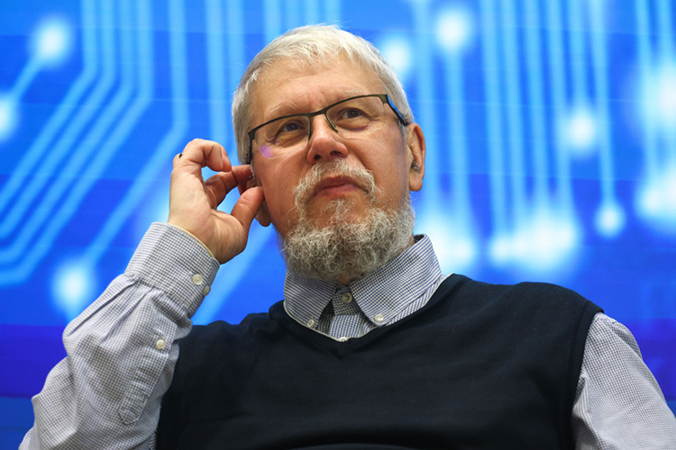 Сергей Переслегин: «Украина хочет невозможного будущего, поэтому будущего у нее нет»