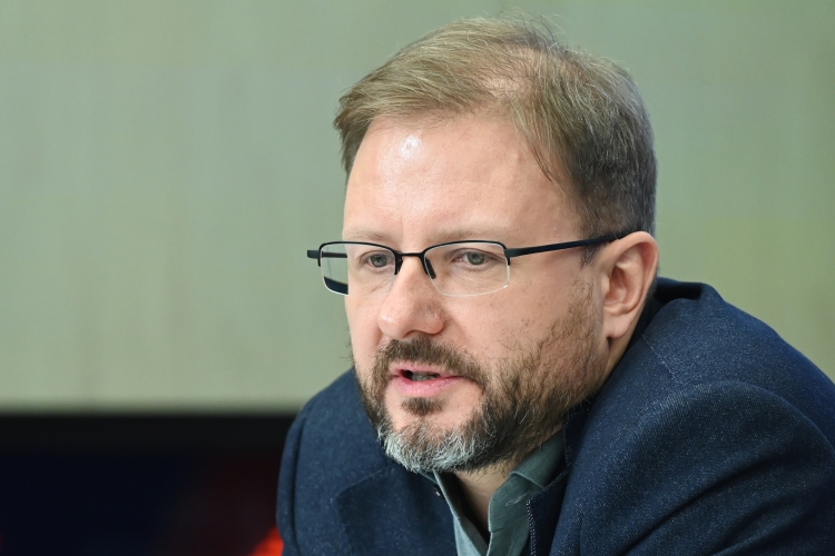 Генеральный директор «Вымпелком» Александр Торбахов заметил, что его рынок даже «перезрел»