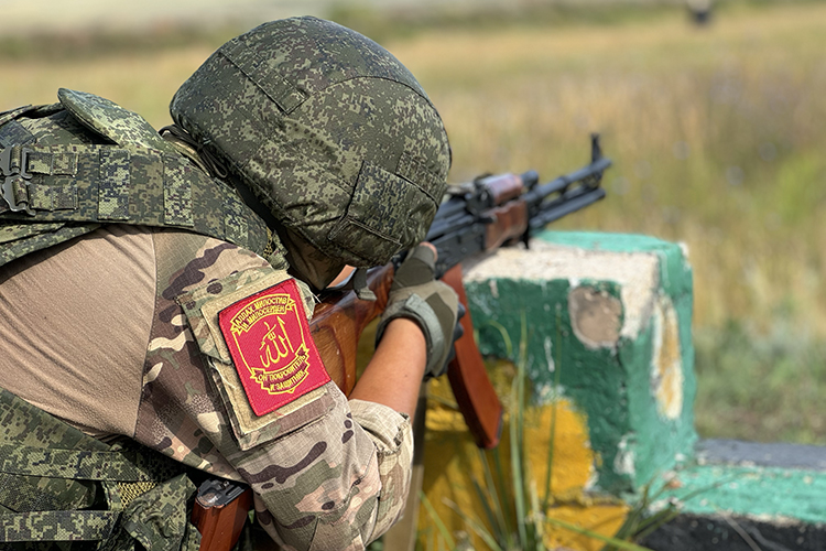 «Автомат как женщина: если за ней ухаживать, то она в ответ будет с тобой ласкова»