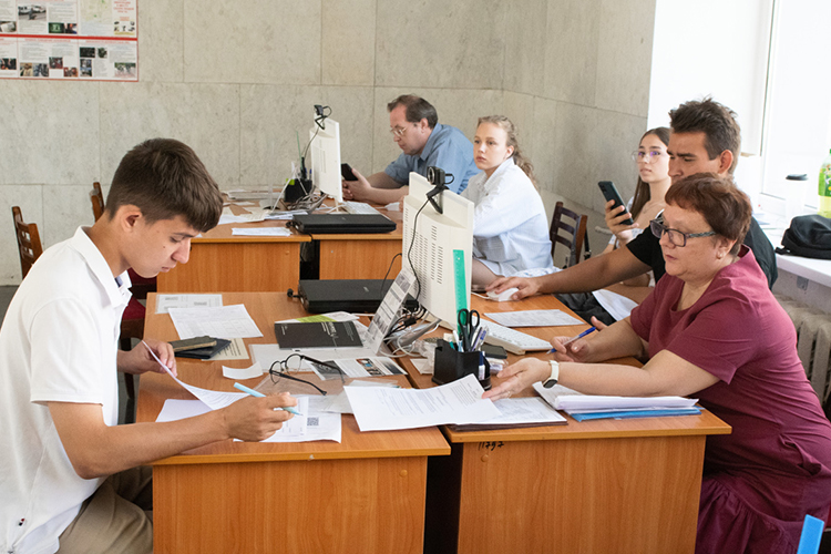 КГАСУ несколько лет подряд укомплектовывает все бюджетные места в основную волну приема