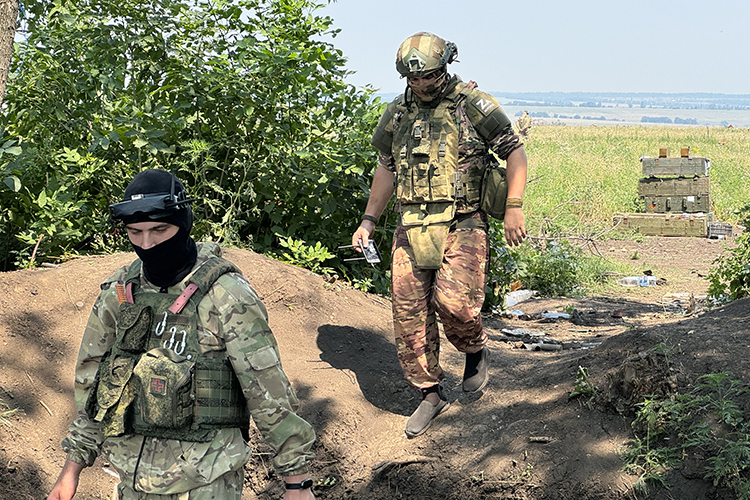 «У нас очень хороший взвод. Сплоченный коллектив. Есть мобилизованные, есть добровольцы. У нас обычная жизнь»