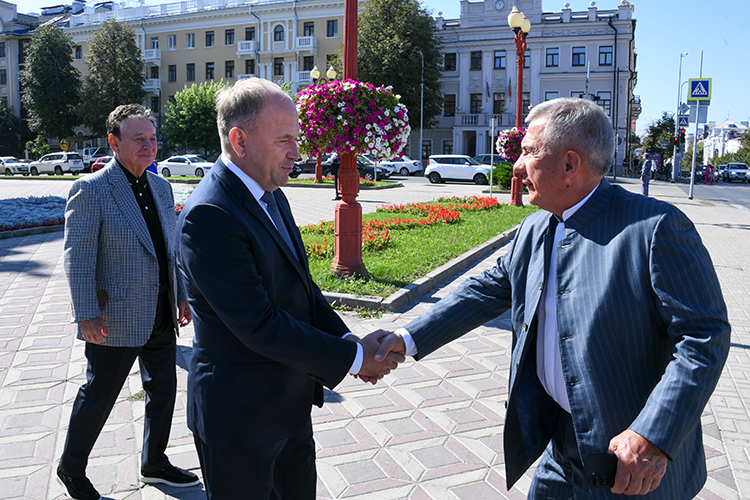 Рустам Минниханов и режиссер Радик Кудояров