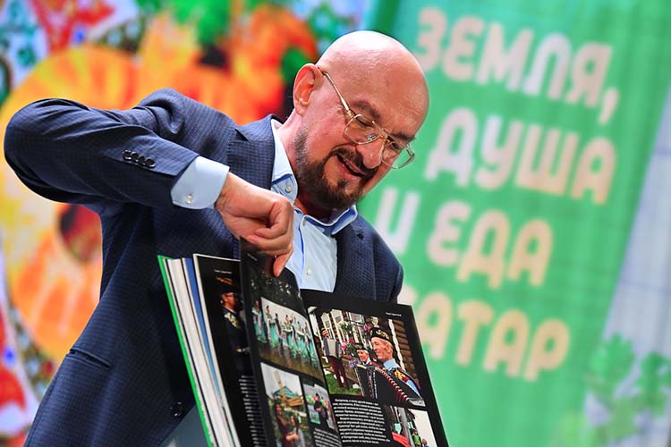 «Она не состоялась бы без участия раиса»: Сталик Ханкишиев написал книгу о кухне татар