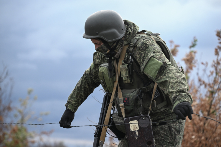 Под Северском освобождено село Серебрянка. После этого наши войска фактически начинают битву за самый отдаленный узловой населенный пункт, взятие которого может обеспечить безопасность на севере Луганской народной республики