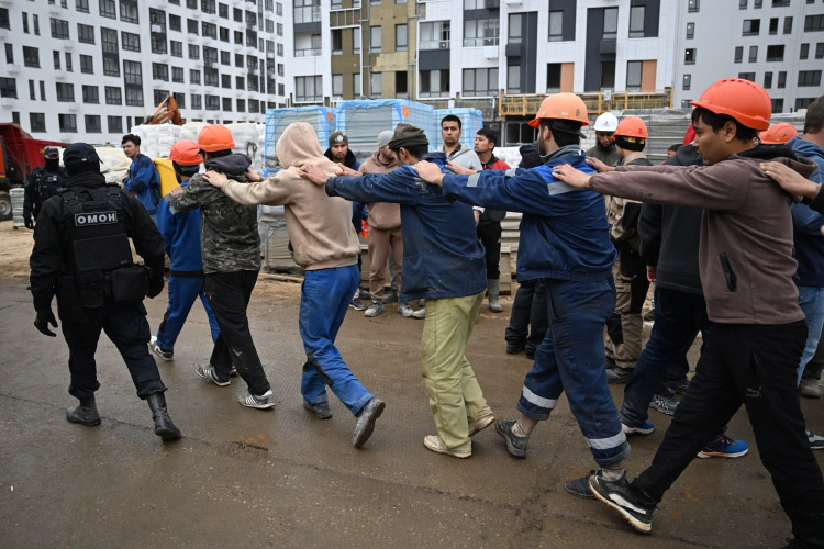 Ужесточение миграционной политики в России привело к заметному сокращению числа узбекских трудовых мигрантов