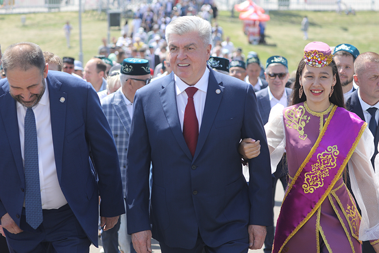 Мэр Челнов Наиль Магдеев рассказал, как празднование 400-летия города стало федеральным событием, закрепленным указом Владимира Путина