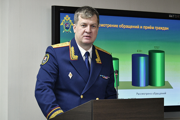 «Несмотря на высокую нагрузку, расследовано более четырех тысяч преступлений», — доложил Валерий Липский. Из них больше половины — это тяжкие и особо тяжкие составы