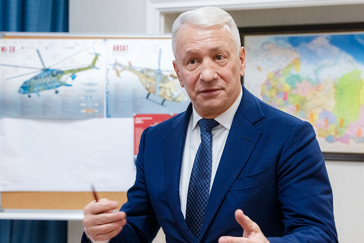 Персонально под ограничения попали уроженцы Казани — генеральный директор «Вертолеты России» Николай Колесов (на фото) и глава Мордовии Артем Здунов, замминистра строительства и ЖКХ России Валерий Леонов