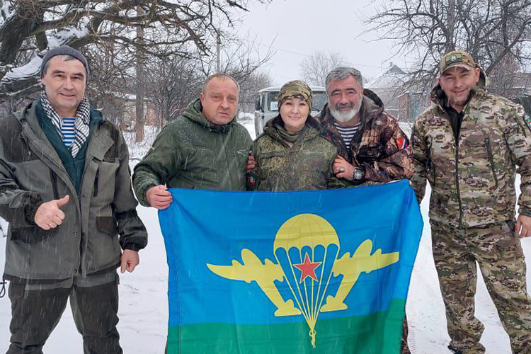 «Когда началась специальная военная операция, мои знакомые стали заключать контракты и уходить на фронт. Это и ребята из содружества пограничников Татарстана, и из союза десантников»