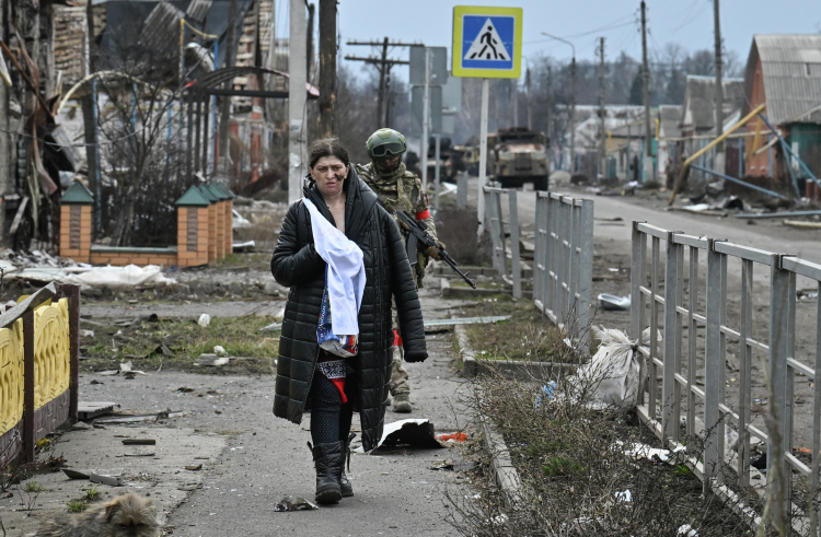 «Мы должны вернуть людей и социум в нормальное состояние, к заводским настройкам как в мобильном телефоне»