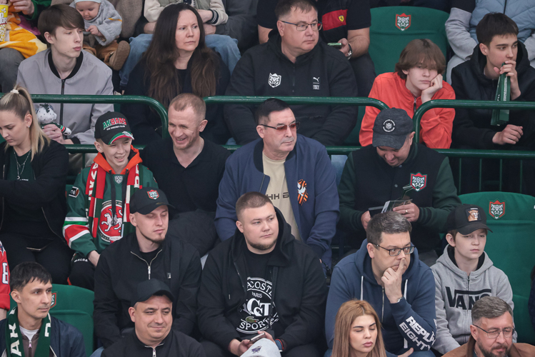 Матч посетил Салават Фатхетдинов