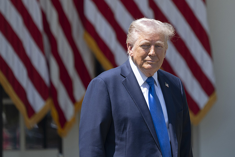 За годы борьбы Трампа с «Глубинным государством» американская политическая система претерпела реальное структурное изменение», — делится соображением «Что дальше?»