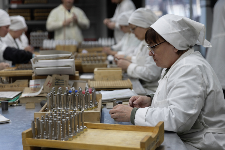 Треть расходов бюджета-2025 идет по статье «Национальная оборона», и это не считая затрат на прочих силовиков