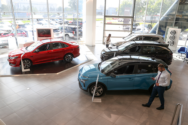 В прошлом квартале было реализовано 619 автомобилей Changan против 835 машин годом ранее