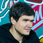 Евгений Баженов — блогер, обозреватель кинофильмов, ведущий YouTube-канала BadComedian