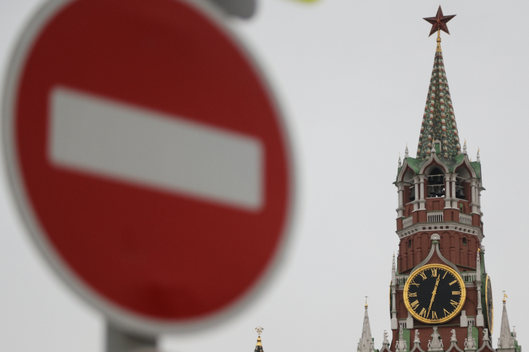 Новые поправки к КоАП РФ позволят судить нарушителей даже в том случае, если они совершили злодеяние за пределами РФ