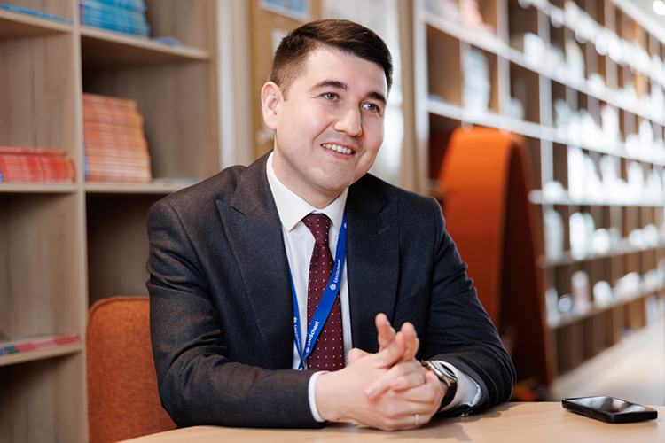 Айдар Гайнетдинов: «Главная особенность „Унискул“ — синтез российской федеральной (ФОП) и международной образовательных программ. Школа работает в режиме полного дня»