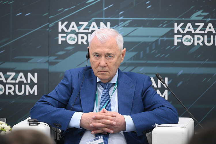 Анатолий Аксаков: «Спасибо Татарстану за то, что они стимулируют активность на этом рынке. Тем не менее объем операций [в 2024 году] составил 3,1 миллиарда рублей. Это очень мало!»