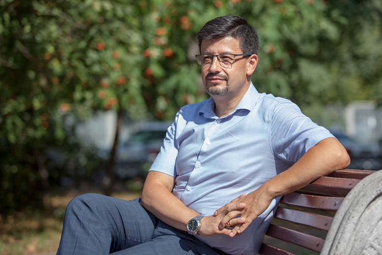 Алексей Лопатин