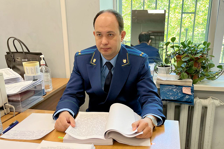 Гособвинитель — Марат Сулейманов
