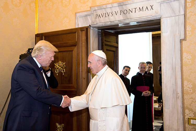 Папа Франциск и Дональд Трамп
