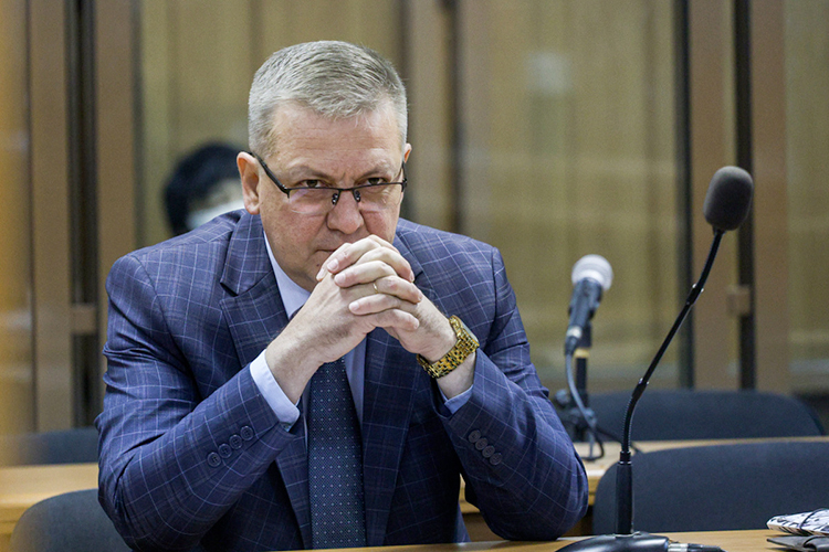  Николай Иванов — единственный в нашем рейтинге адвокат, который работает по назначению, отмечен экспертами за опыт именно по «общеуголовке» 