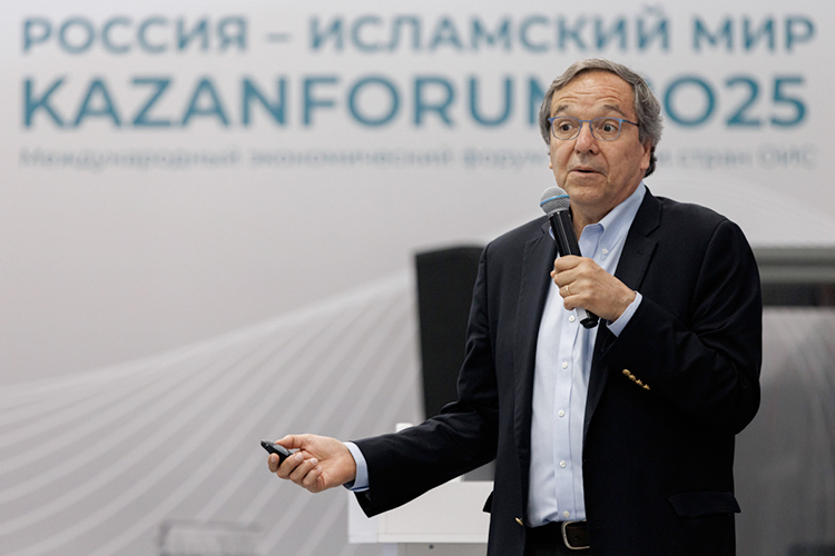 Лекция Гильермо Пеньялоса о ментальном, физическом и социальном здоровье городов вызвала большой ажиотаж среди профессионального сообщества столицы РТ