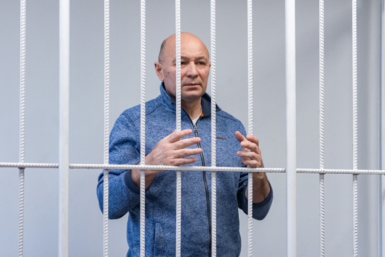 «Нами установлено, что в период 2020–2024 годов Камаев организовал безвозмездную передачу земельных участков общей стоимостью 1,9 миллиона рублей в свою собственность, своей супруги и ее дочери»