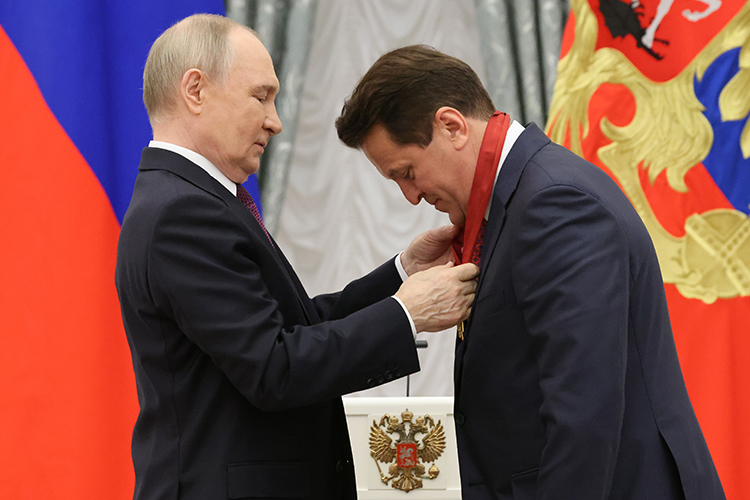 Путин вручил казанскому градоначальнику Ильсуру Метшину орден «За заслуги перед Отечеством» II степени