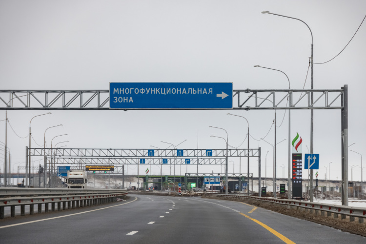 Дорога М12 дает уникальную возможность для создания транспортно-логистических центров, индустриальных парков, размещения новых производств, рекламировал глава района