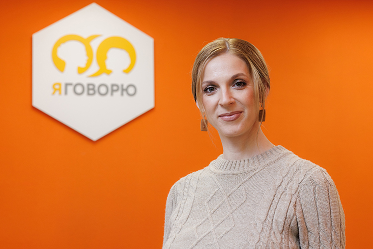 Основательница сети нейрологопедических центров «Я говорю» в Казани Дарья Логинова: «Наш главный призыв — не давать гаджеты, как только ребенок научился сидеть. Нужно заменять это живым общением, прогулками, обучением бытовым навыкам»