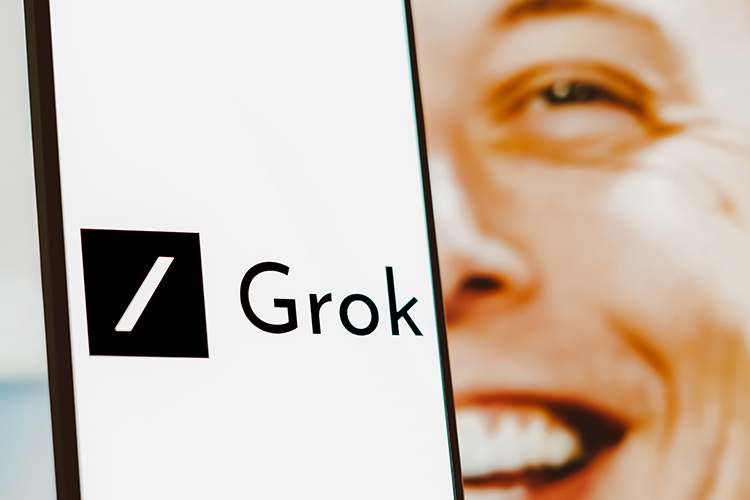Нейросеть Grok, созданную инженерами Илона Маска, официально добавили в «Телеграм» Павла Дурова
