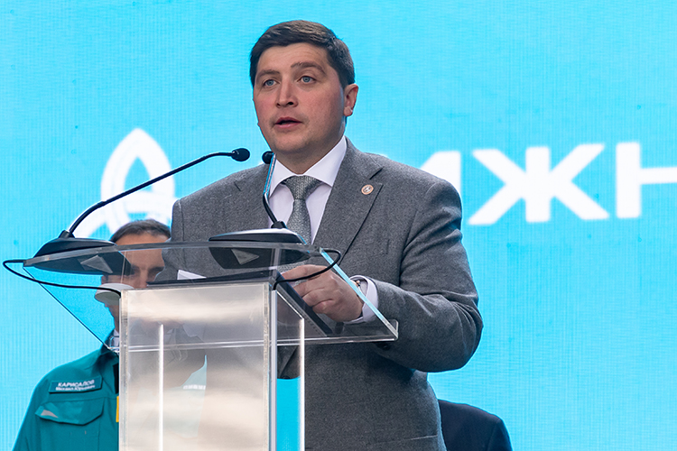 С большим авансом (он еще ничего не сделал за месяц) наши собеседники отдали в этом году Беляеву 7-ю строчку, добавляя при этом: «Как бы не сглазить»