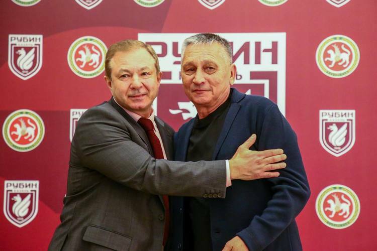 Айбатов — Хуснутдинову: «Мы обязаны повышать вашу планку»