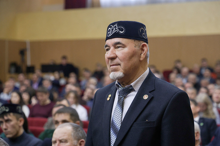 Потребительский кооператив «Единство» во главе с известным фермером Минталипом Минехановым из Тукаевского района в прошлом году реализовал порядка 3 тыс. т картофеля и по 1 тыс. т свеклы и моркови